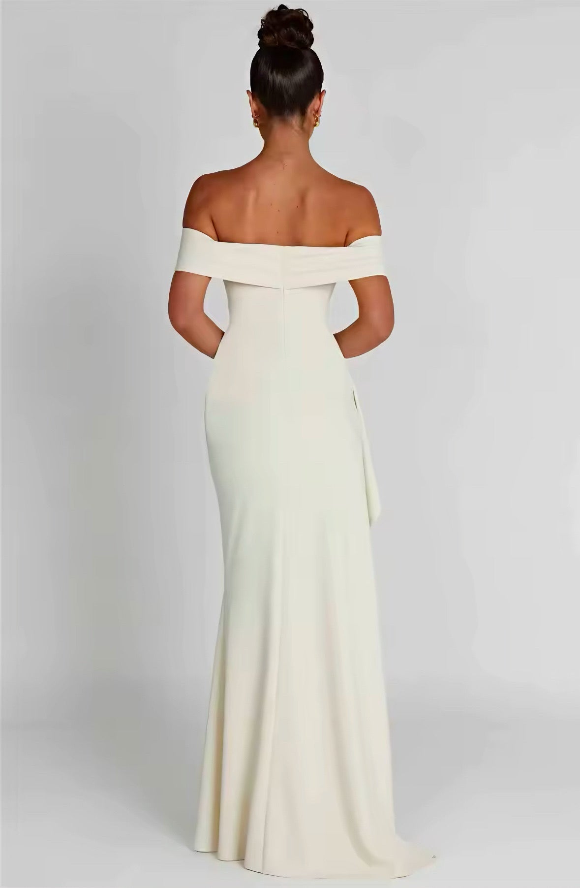 Veloria™ dress